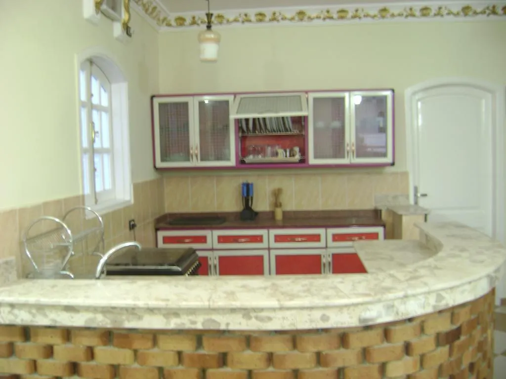 White Villa Luxor 0*,